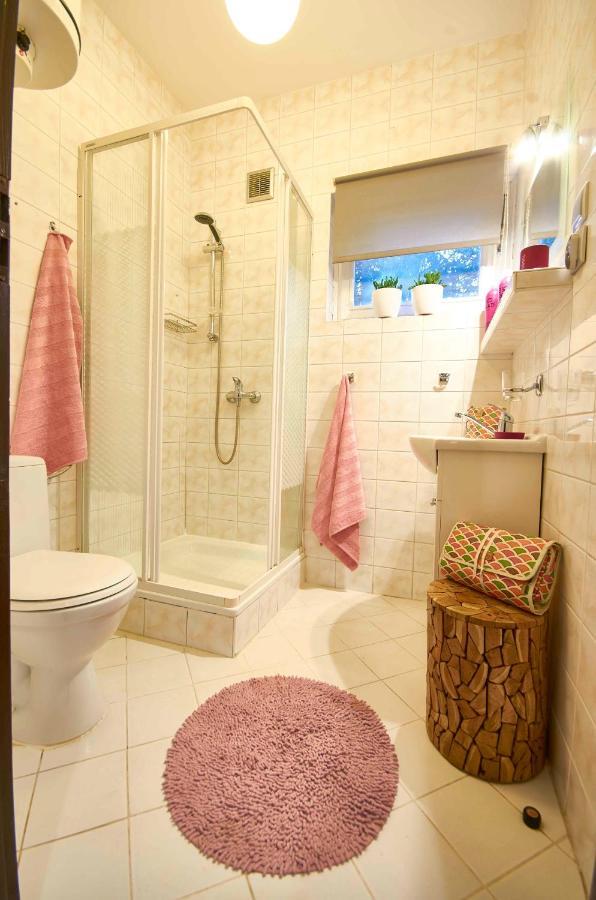Arenda Apartamenty&Domki Caloroczne Сєракув Екстер'єр фото