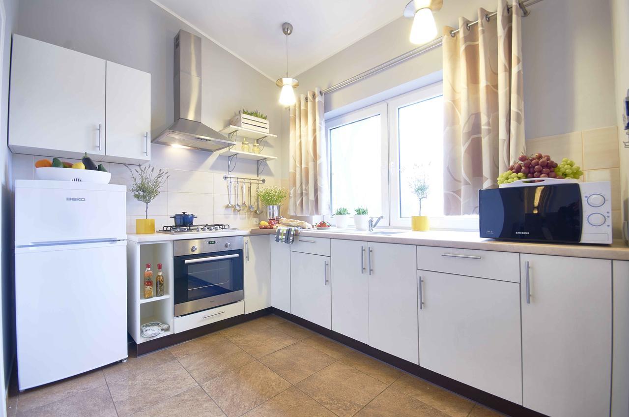 Arenda Apartamenty&Domki Caloroczne Сєракув Екстер'єр фото